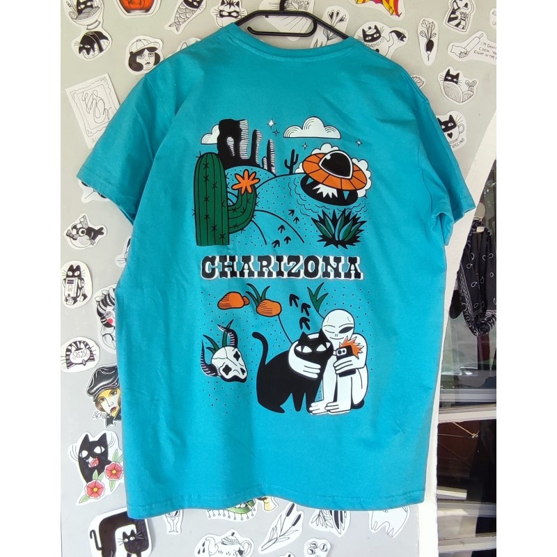 copie de T-shirt bleu motif "Ovni"